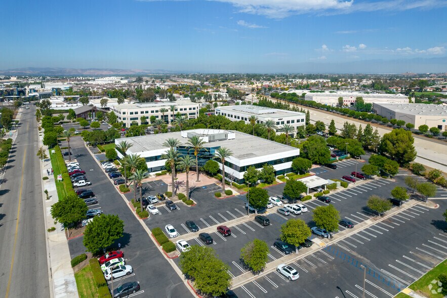 More Photos Of 495 E Rincon St, Corona Office For Lease