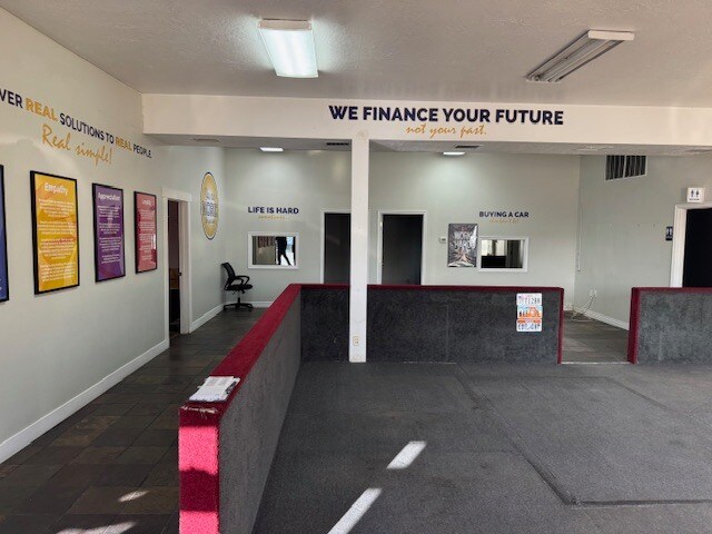 More Photos Of 380 Washington Blvd, Ogden General Retail For Lease