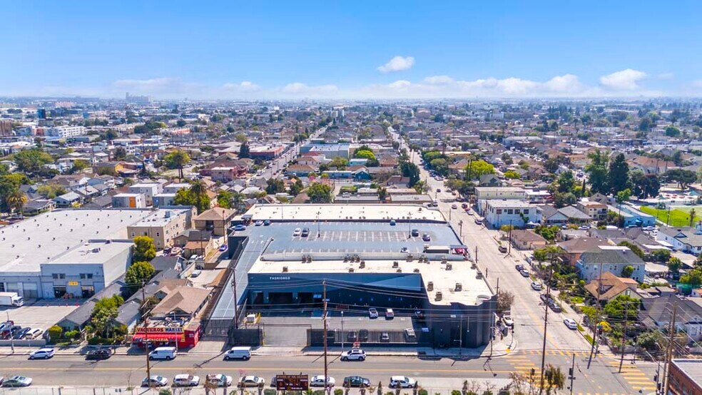 Primary Photo Of 2250 Maple Ave, Los Angeles Warehouse For Lease