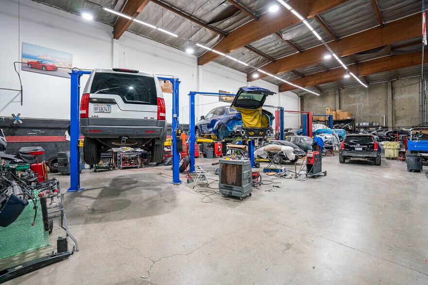 More Photos Of 12301 Sherman Way, North Hollywood Warehouse For Sale