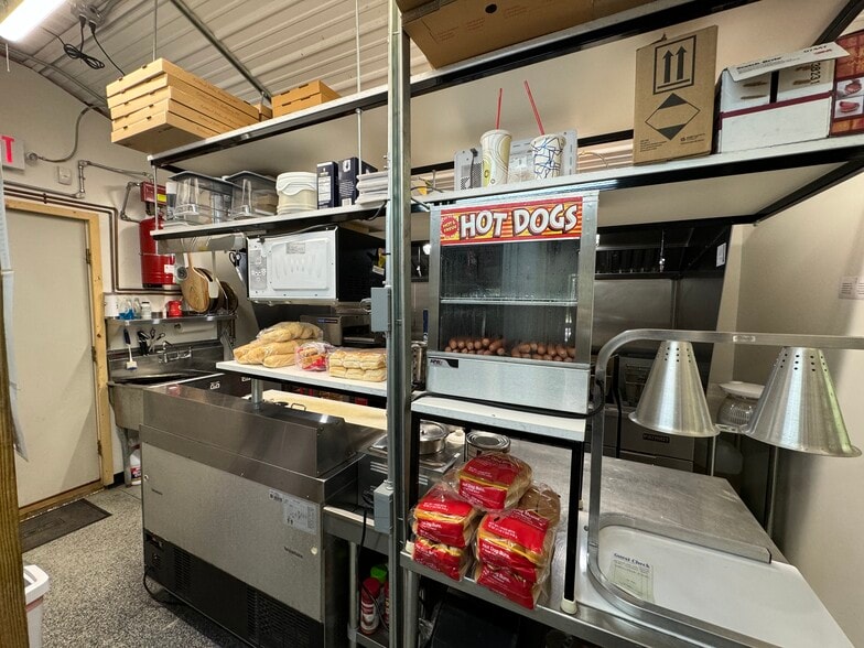 More Photos Of 482 N Sage Lake Rd, Hale Freestanding For Sale