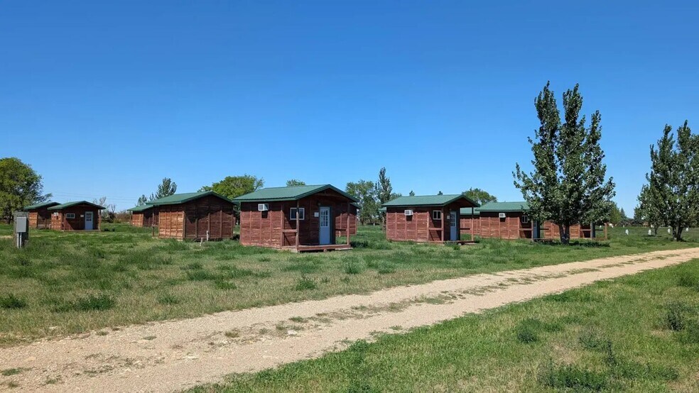 More Photos Of 20148-20160 137th Pl, Sturgis Trailer Camper Park For Sale