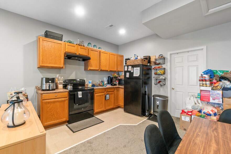 More Photos Of 1918 McCulloh St, Baltimore Apartments For Sale