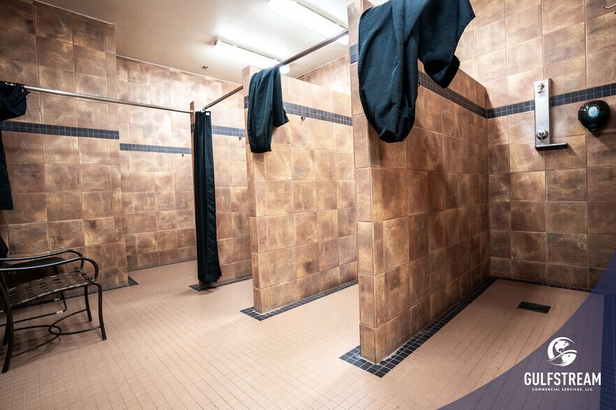 More Photos Of 5555 Wellness dr, Philpot Lodge Meeting Hall For Sale