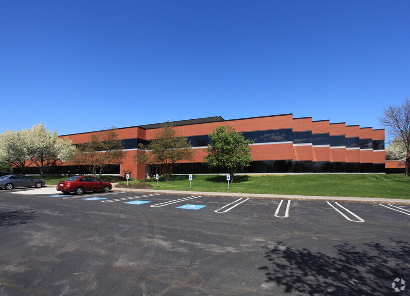 More Photos Of 200 Salina Meadows Pky, Syracuse Office For Lease