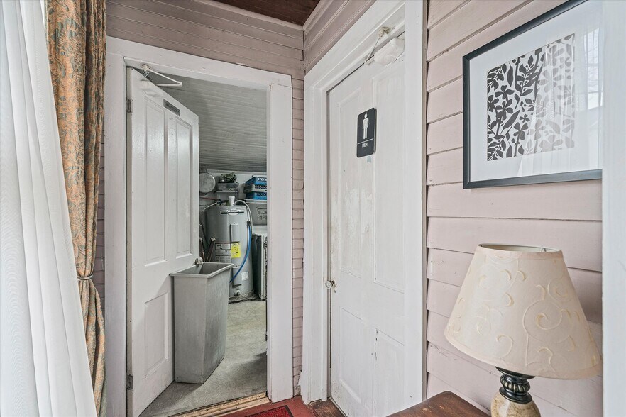 More Photos Of 232 N Peachtree Ave, Cookeville Restaurant For Sale