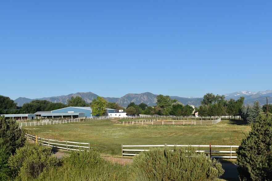 More Photos Of 8778 Arapahoe Rd, Boulder Horse Stables For Sale