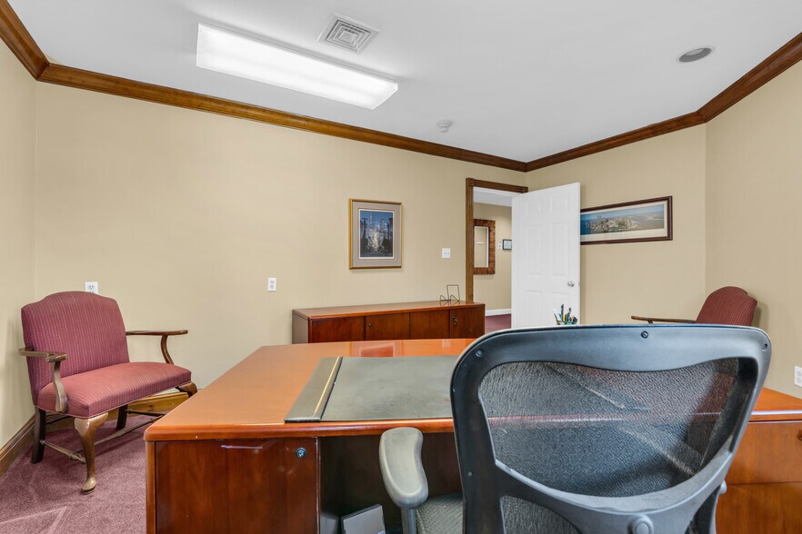 More Photos Of 30 Freneau Ave, Matawan Loft Creative Space For Lease