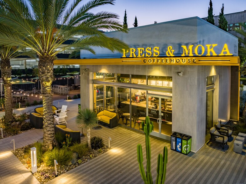 More Photos Of 18881 Von Karman Ave, Irvine Office For Lease
