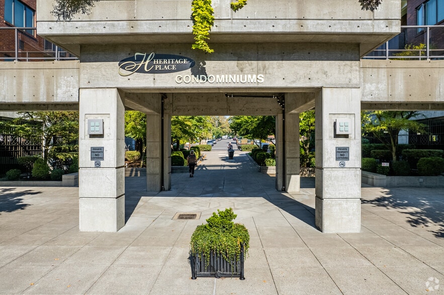 More Photos Of 400-420 W 8th St, Vancouver Apartments For Lease