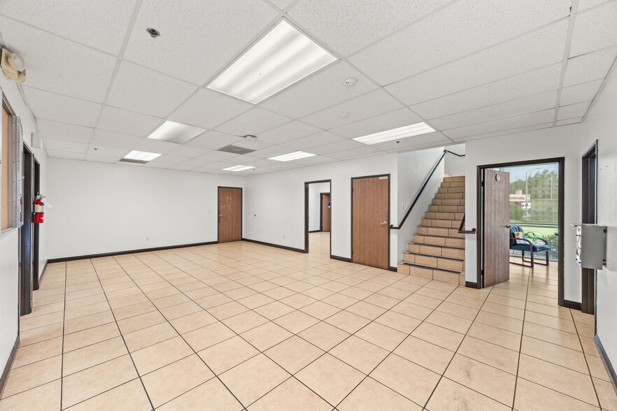 More Photos Of 751 Via Lata, Colton Manufacturing For Sale