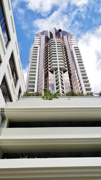 More Photos Of 725 Kapiolani Blvd, Honolulu Office For Sale