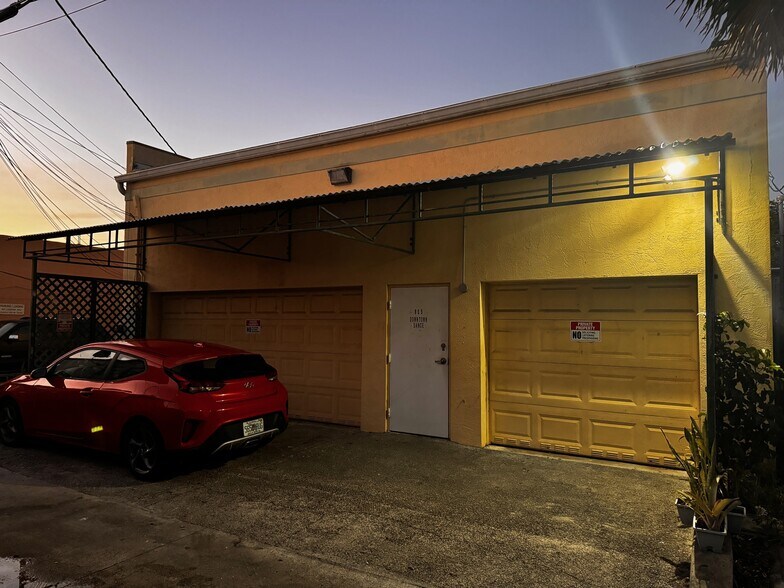 More Photos Of 805 Lucerne Ave, Lake Worth General Retail For Sale