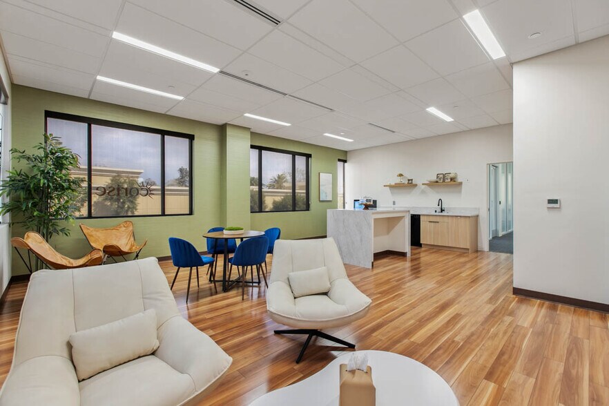 More Photos Of 4684 Ontario Mills Pky, Ontario Coworking Space