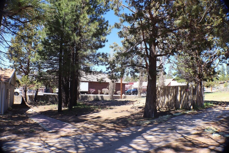 More Photos Of 42167 Big Bear Blvd, Big Bear Lake Land For Lease