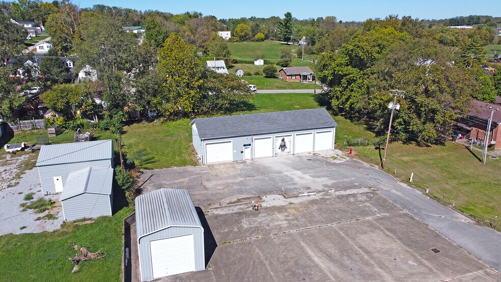 More Photos Of 419 E Main St, Mount Sterling Warehouse For Lease