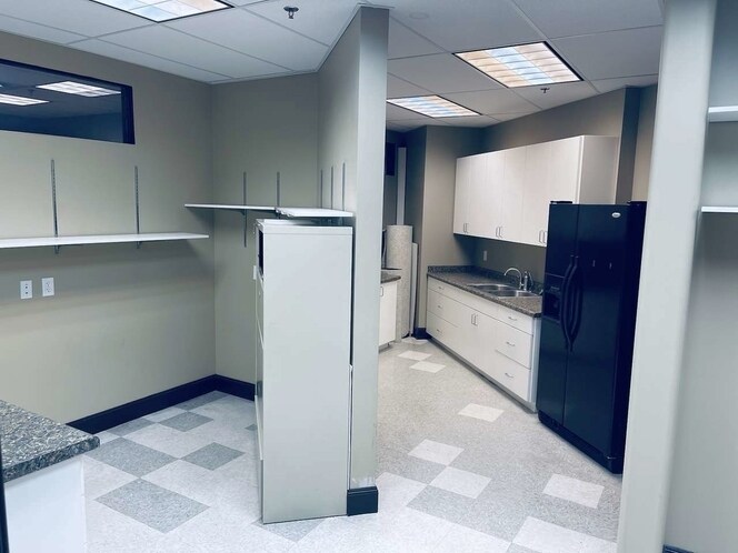 More Photos Of 623 E Fort Union Blvd, Midvale Medical For Sale