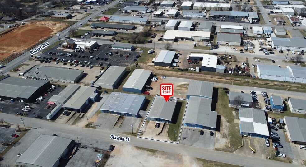 More Photos Of 908 Clayton St, Springdale Warehouse For Lease