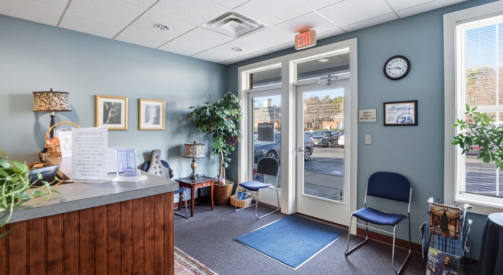 More Photos Of 11535 Nuckols Rd, Glen Allen Office For Sale