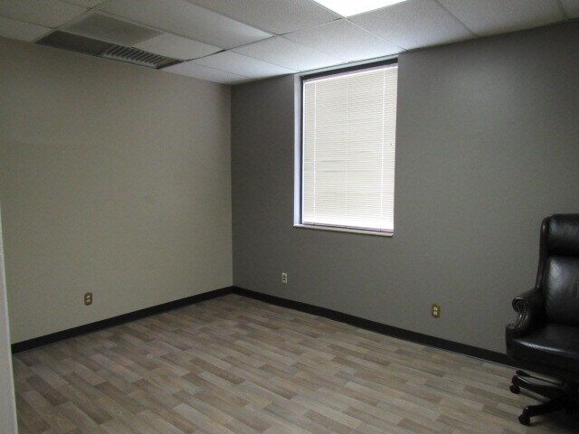 More Photos Of 4001 Confederate Point Rd, Jacksonville Medical For Sale