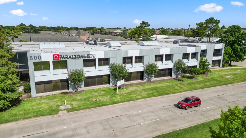 Primary Photo Of 800 W Sam Houston Pky S, Houston Office For Lease