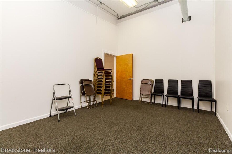 More Photos Of 22021 Memphis Ave, Warren Lodge Meeting Hall For Sale