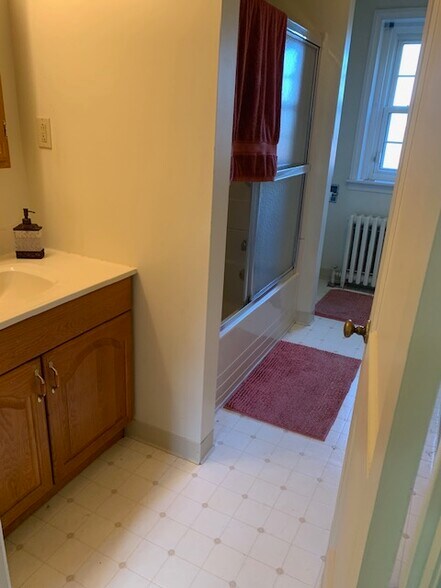 More Photos Of 129 Main, Coopersburg Office Residential For Sale