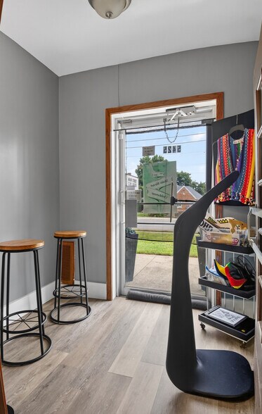 More Photos Of 5425 N Main St, Dayton Freestanding For Sale