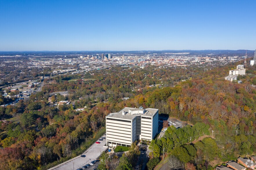 More Photos Of 600 Beacon Pkwy W, Birmingham Medical For Lease