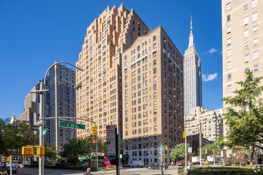 More Photos Of 16 Park Ave, New York Apartments For Sale