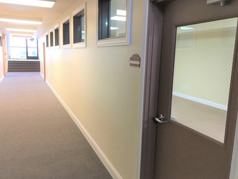 More Photos Of 117 N Mitchell St, Cadillac Medical For Sale