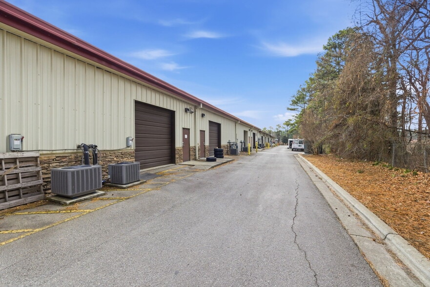 More Photos Of 3201 Northside Dr, Raleigh Light Distribution For Lease