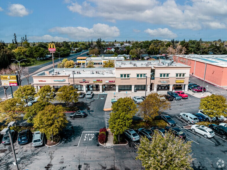 More Photos Of 8014 Lower Sacramento Rd, Stockton Unknown For Lease