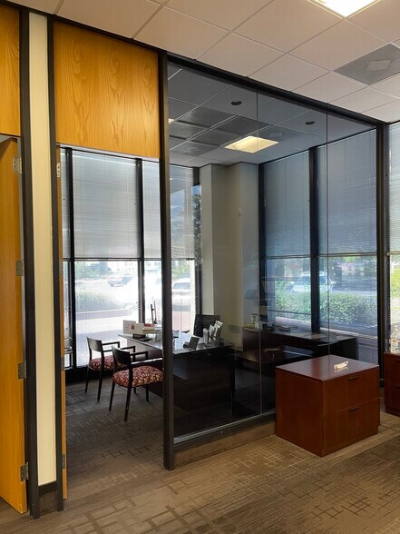 More Photos Of 5900 Core Rd, North Charleston Medical For Lease