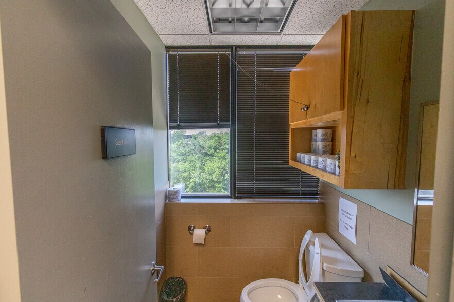 More Photos Of 4207 James Casey St, Austin Medical For Sale