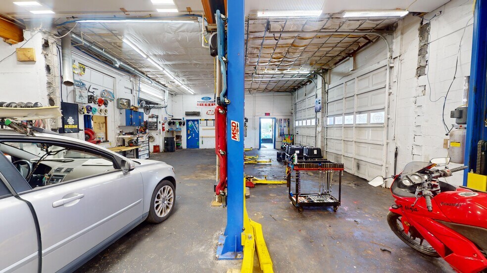 More Photos Of 2270 Solomons Island Rd, Huntingtown Auto Repair For Sale