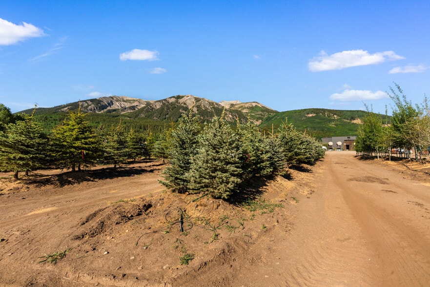 More Photos Of 305 Buckley Dr, Crested Butte Contractor Storage Yard For Sale
