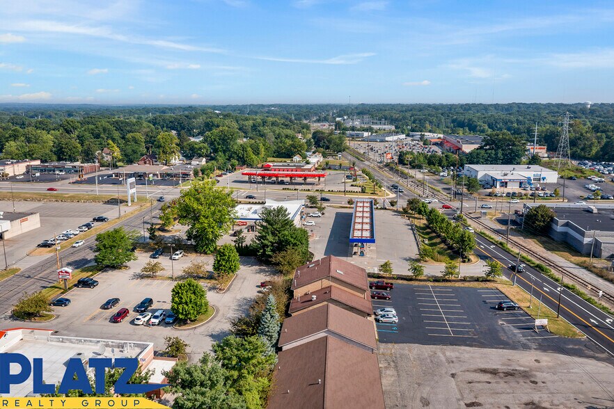 More Photos Of 7326-7338 Southern Blvd, Youngstown Unknown For Lease