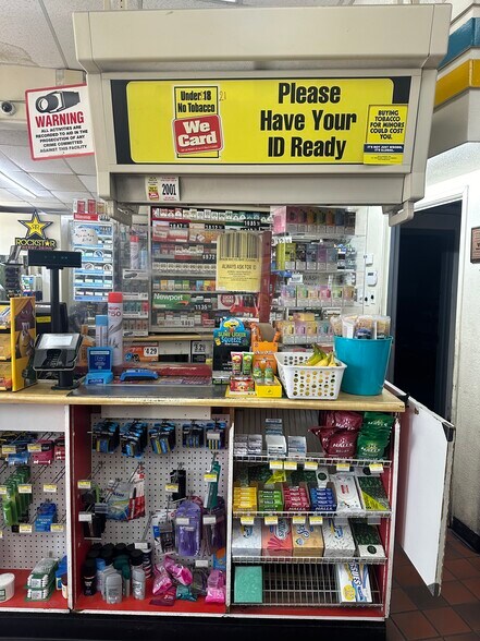 More Photos Of 1620 Carlisle Blvd SE, Albuquerque General Retail For Sale