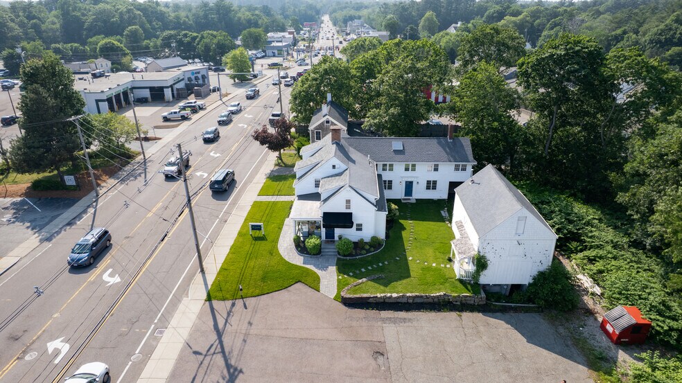More Photos Of 25 Washington St, Norwell Freestanding For Sale