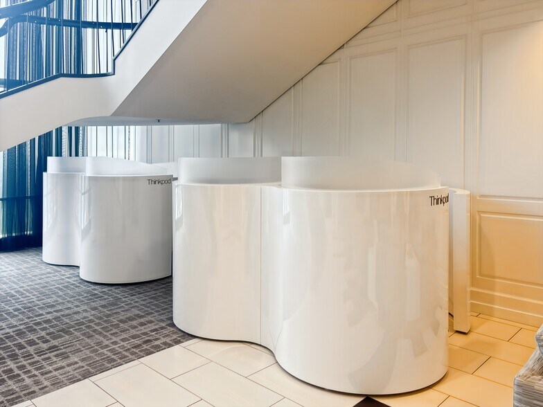 More Photos Of 10900 NE 4th St, Bellevue Coworking Space