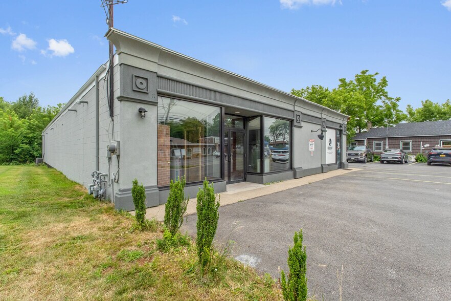 More Photos Of 430-434 S Main St, North Syracuse Freestanding For Sale