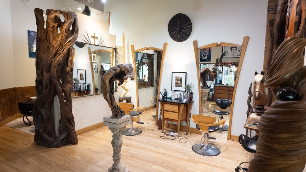 More Photos Of 7520 Perkins Rd, Baton Rouge General Retail For Sale