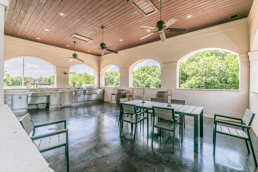 More Photos Of 4508 Colleyville Blvd, Colleyville Office Residential For Lease