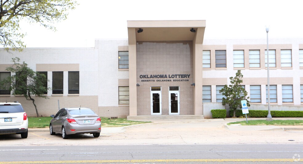 More Photos Of 3813-3817 N Santa Fe Ave, Oklahoma City Light Manufacturing For Lease