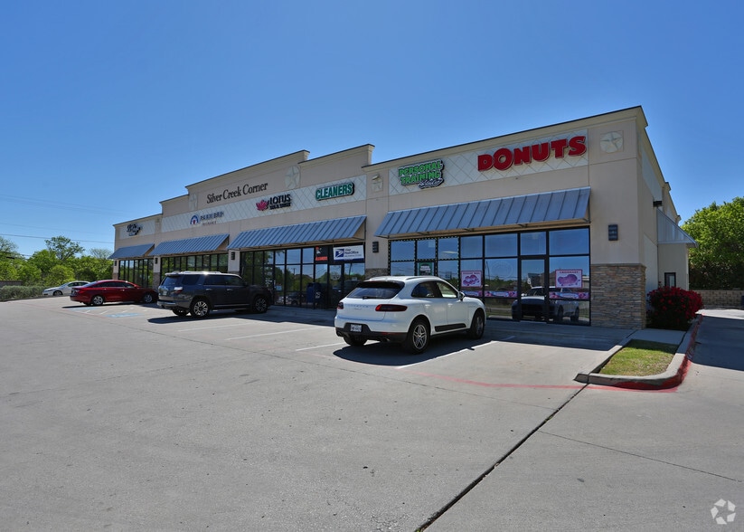 More Photos Of 7001 Confederate Park Rd, Fort Worth Restaurant For Sale