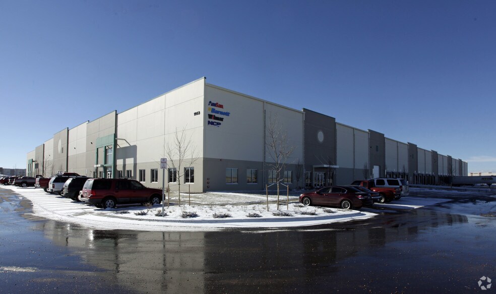 More Photos Of 1953 N Gun Club Rd, Aurora Distribution For Lease