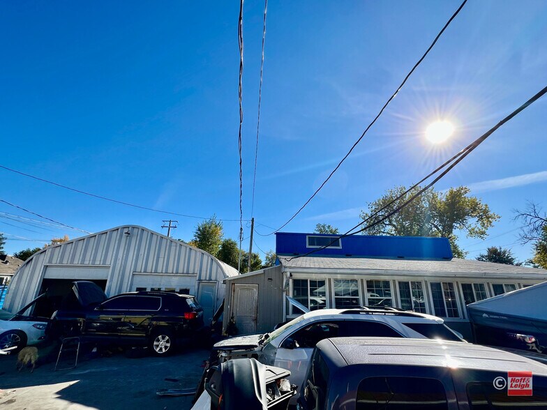 More Photos Of 5530-5536 W Colfax Ave, Lakewood Auto Dealership For Sale