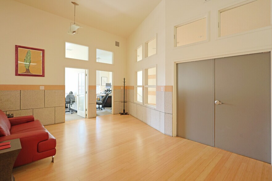 More Photos Of 2095 Rose St, Berkeley Office For Lease