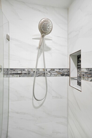 More Photos Of 571 Saint Judes Dr, Longboat Key Apartments For Sale